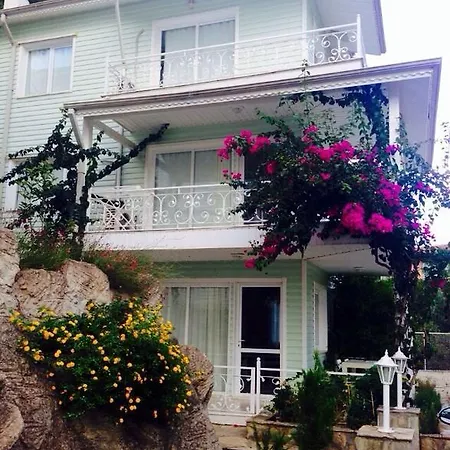 Pine Hill Marmaris Ичмелер