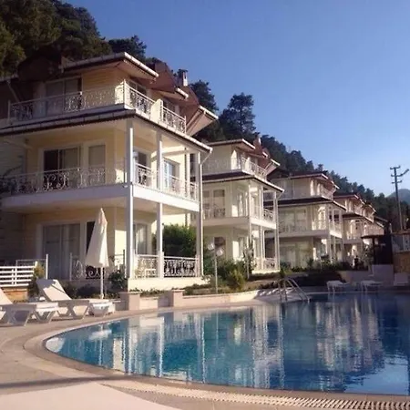 Pine Hill Marmaris Aparthotel