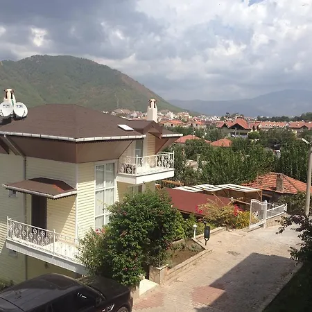 Pine Hill Marmaris 公寓式酒店