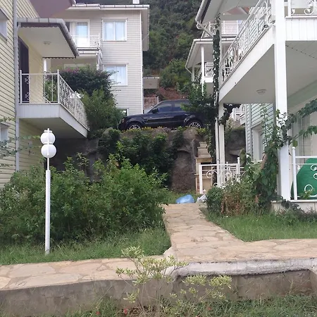 Apartahotel Pine Hill Marmaris İçmeler