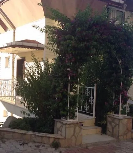 Apartahotel Pine Hill Marmaris *