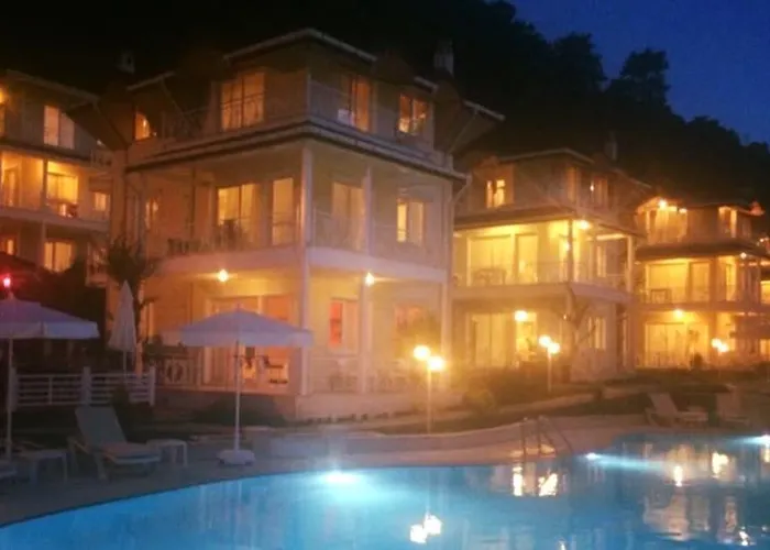 Apartahotel Pine Hill Marmaris *