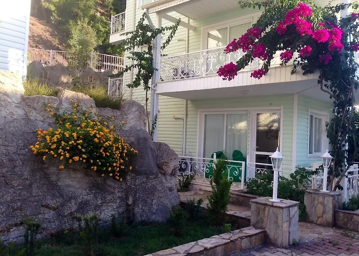 Pine Hill Marmaris Apartahotel *