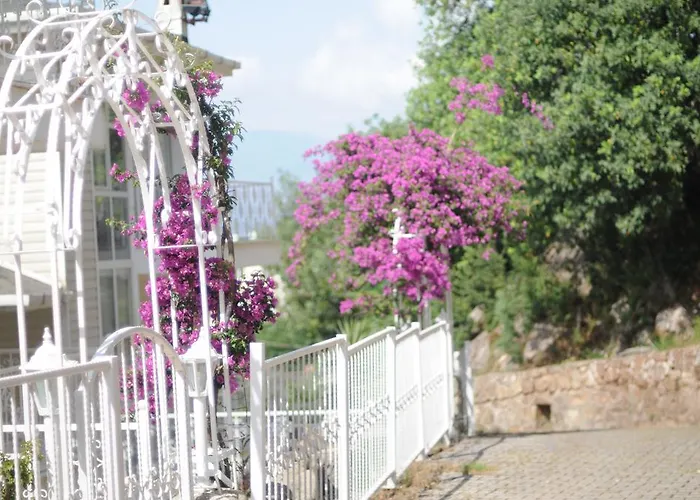 Pine Hill Marmaris İçmeler