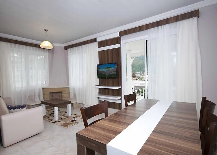 Apartahotel Pine Hill Marmaris İçmeler